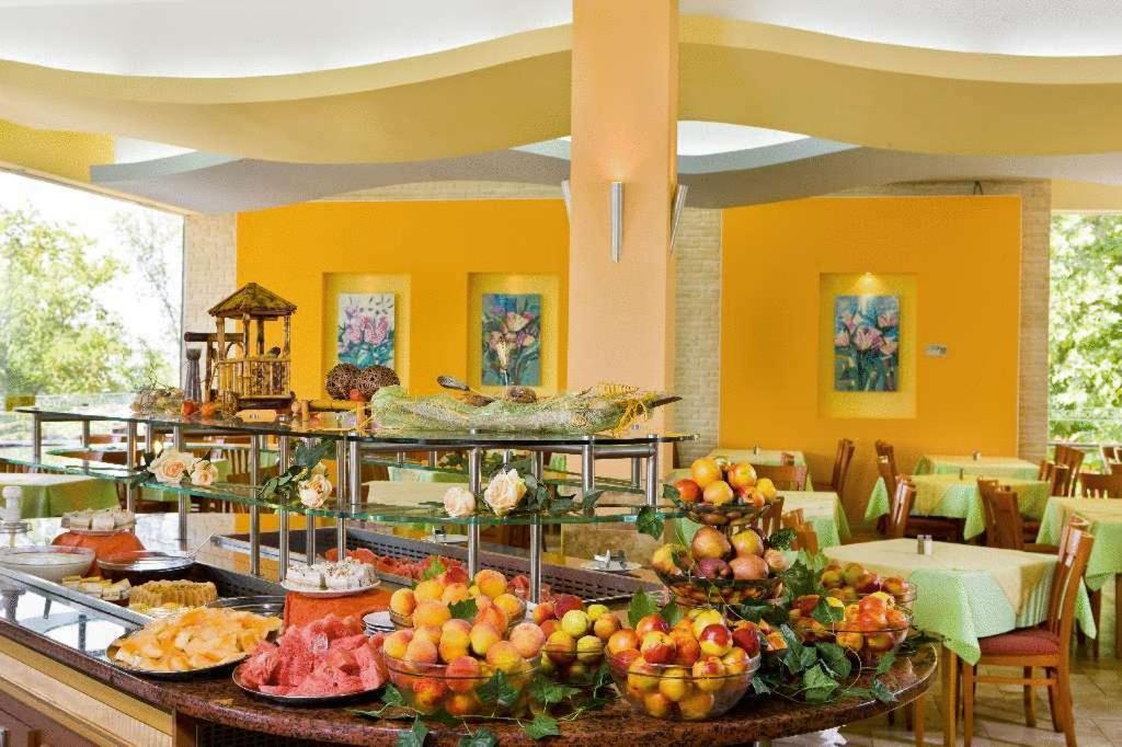 Hotel Orhidea Albena Kültér fotó
