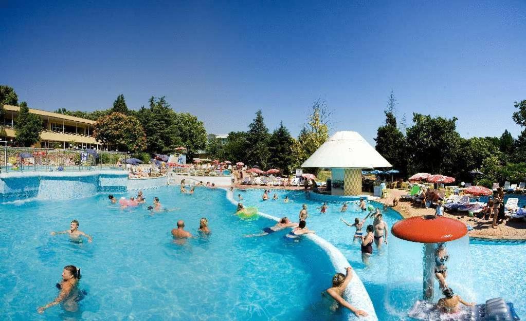 Hotel Orhidea Albena Kültér fotó