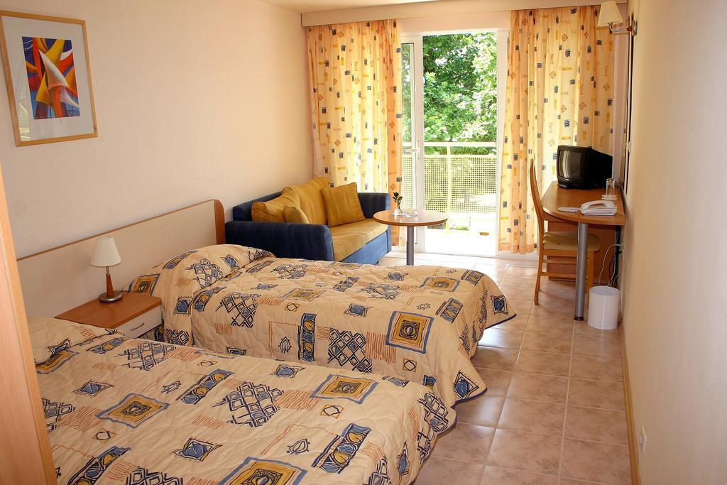 Hotel Orhidea Albena Szoba fotó